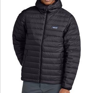 Like new men’s patagonia down hoodie